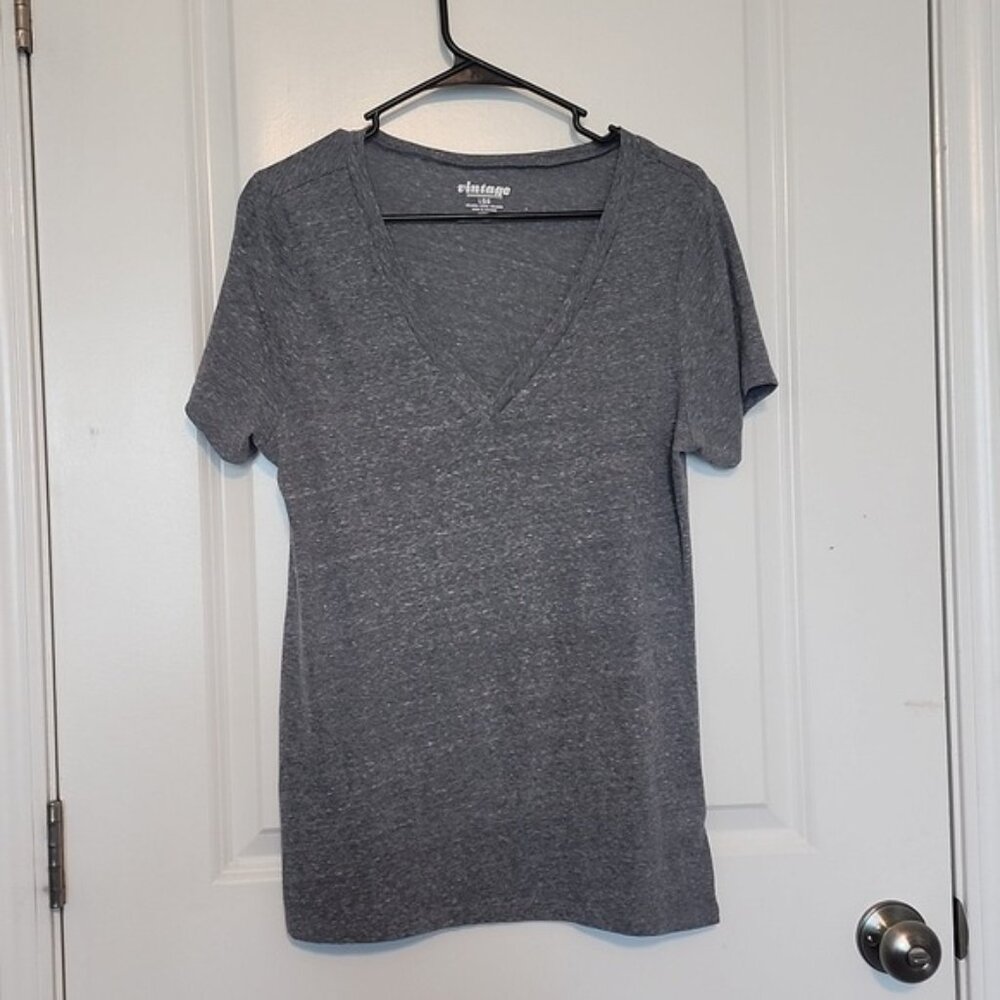 Old navy Vintage v-neck top size large